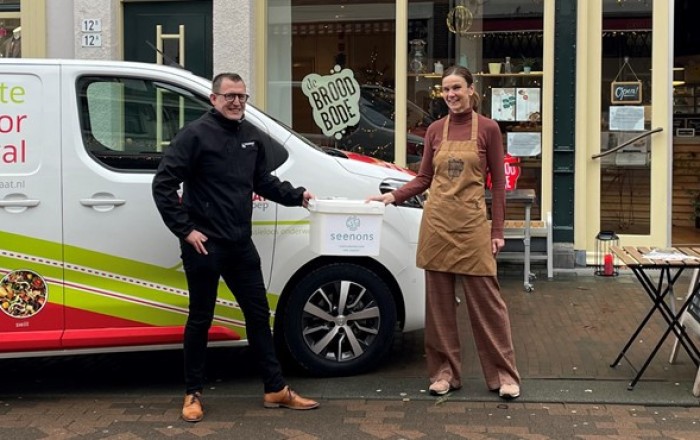 afval emmers medewerker Remco Wolters klant broodbode groene route Rouwmaat Zutphen