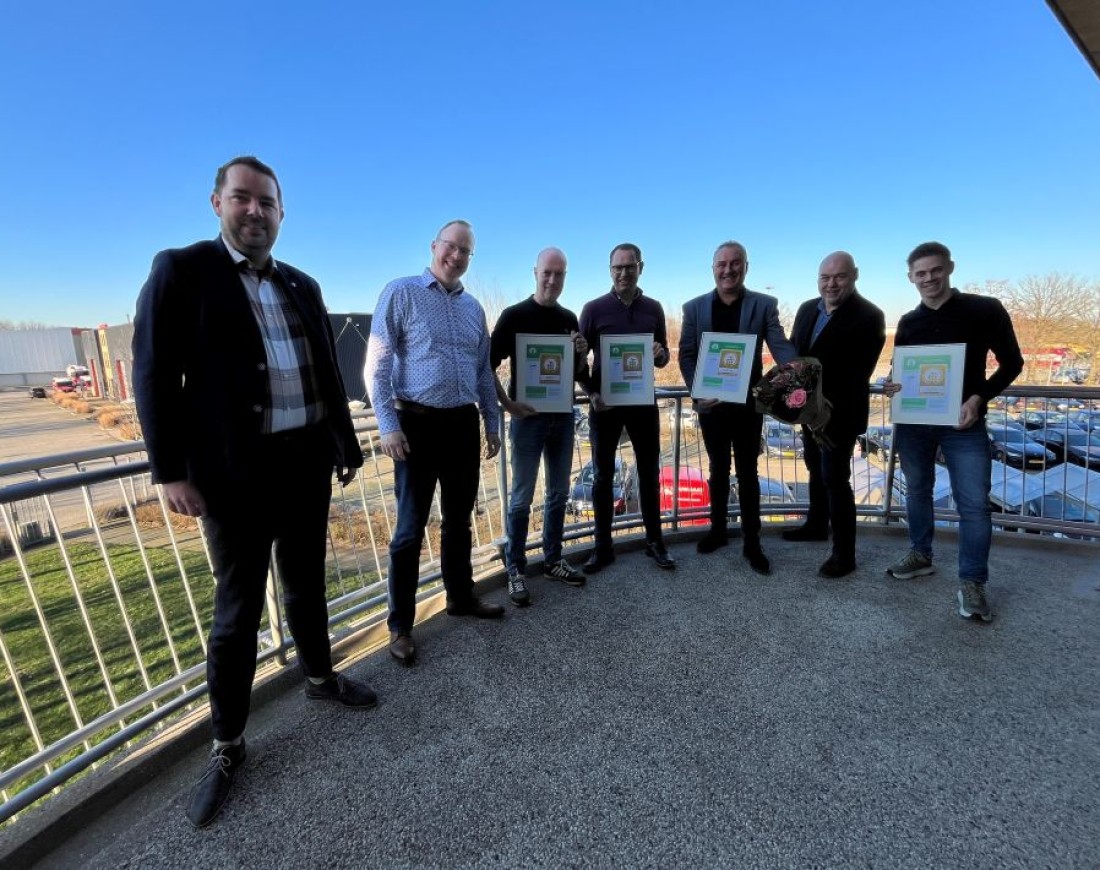 Beeld Rouwmaat CSC Goud beton