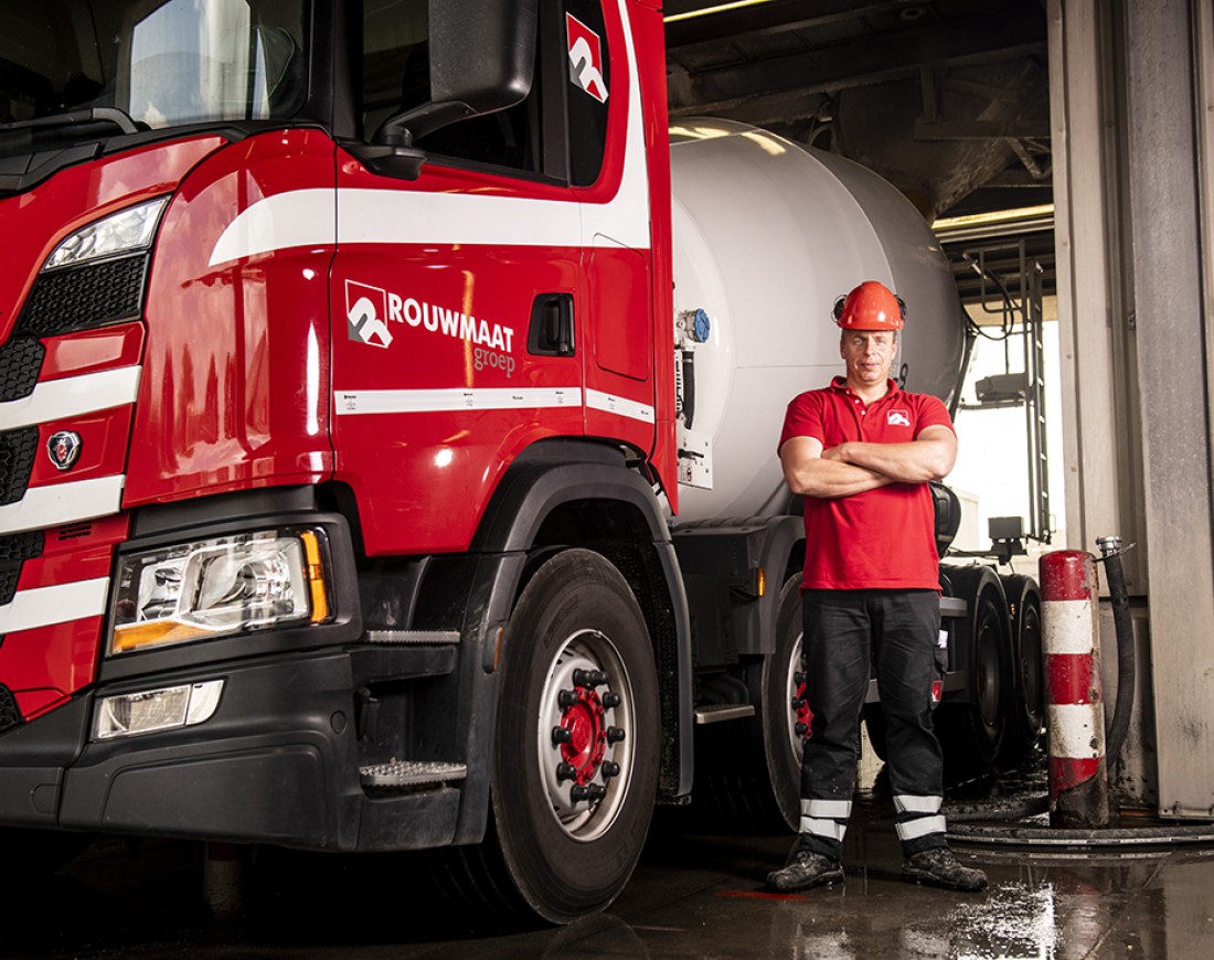 chauffeur enschede rouwmaat vacature betonmixer beton trailer truck vrachtwagen