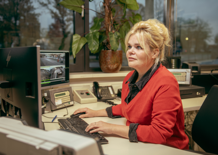 Karin Calot weegbrug groenlo rouwmaat