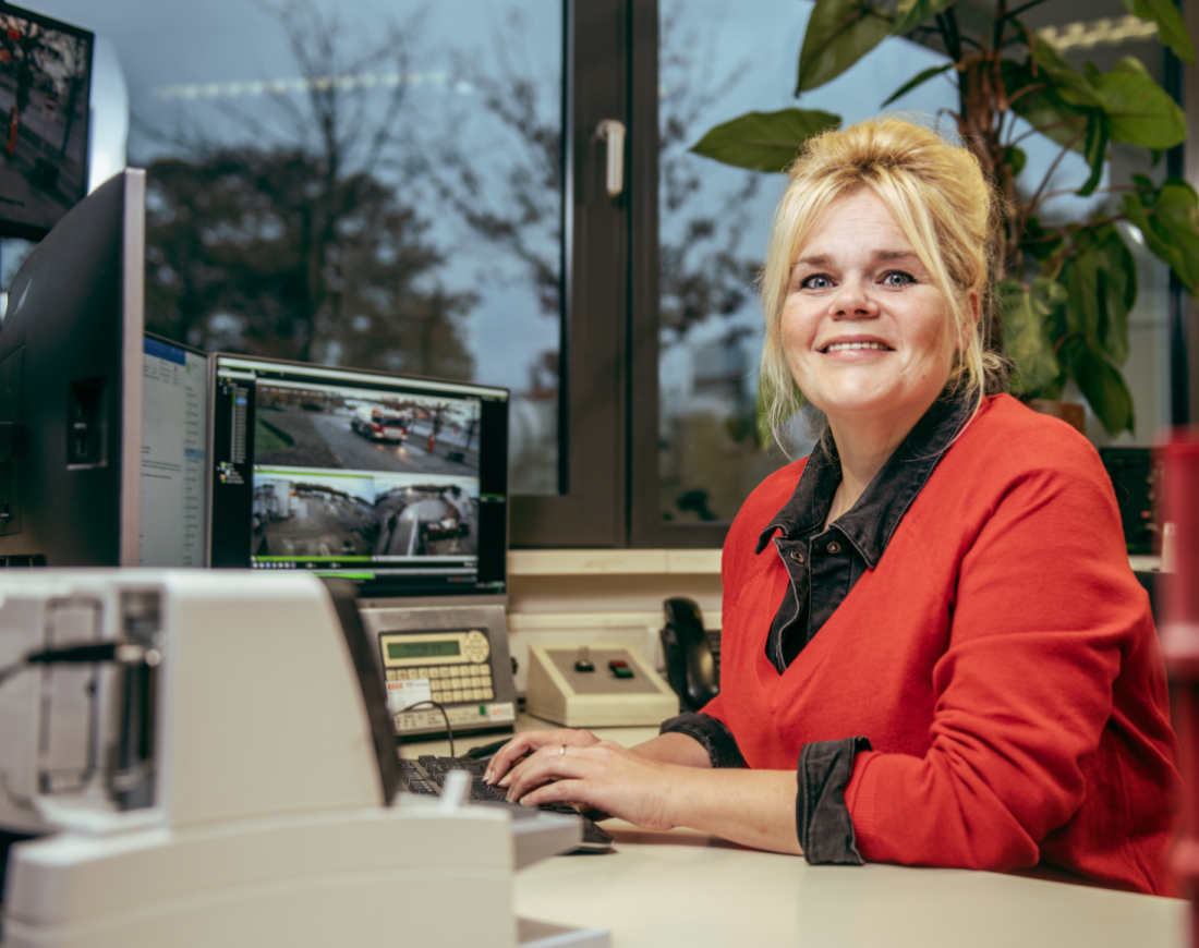 Karin Calot weegbrug groenlo rouwmaat