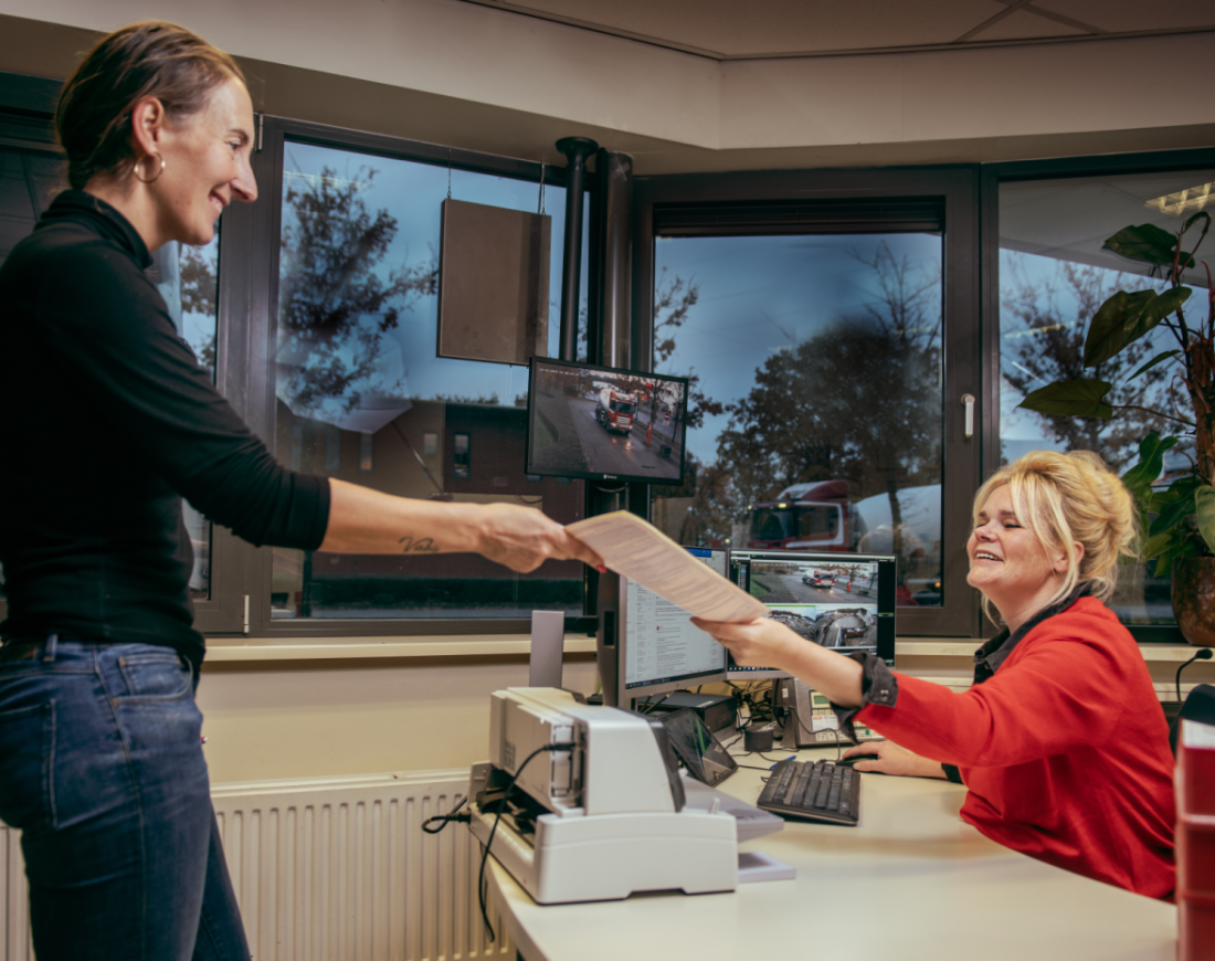 Karin Calot weegbrug groenlo rouwmaat