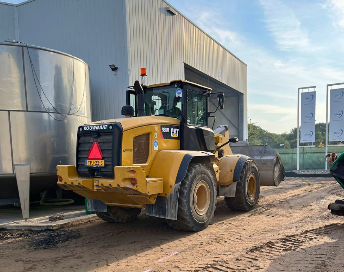 gww terreinverharding asfalt vion groenlo rouwmaat shovel