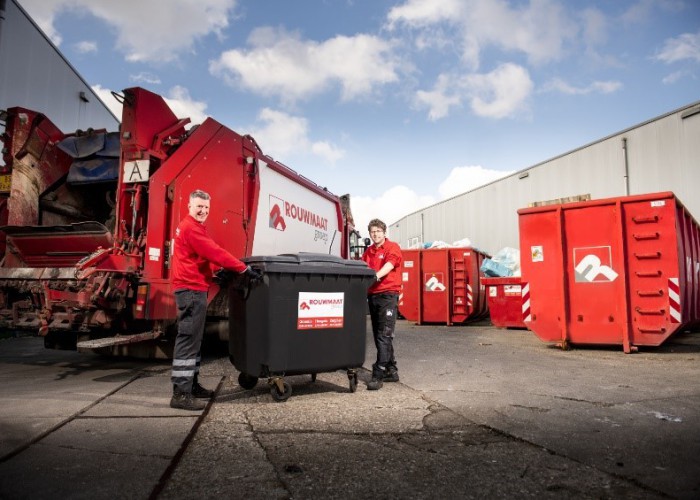 perskraakwagen vrachtwagen container chauffeurs medewerker Ben Klaassen Alexander Cupido Rouwmaat
