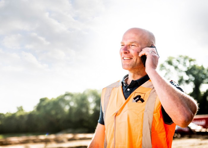 medewerker Kevin Klein Tank uitvoerder Rouwmaat