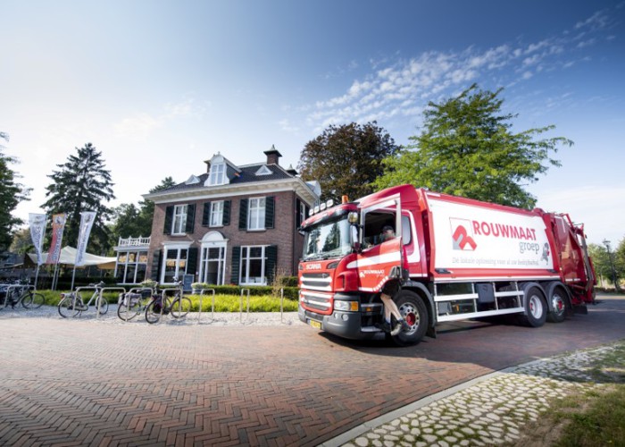 afval bedrijfsafval perskraakwagen klant brouwersnos Rouwmaat Groenlo Achterhoek