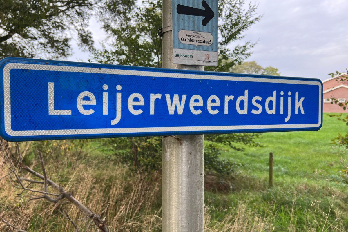project Leijerweerdsdijk Enter straatnaambordje Rouwmaat