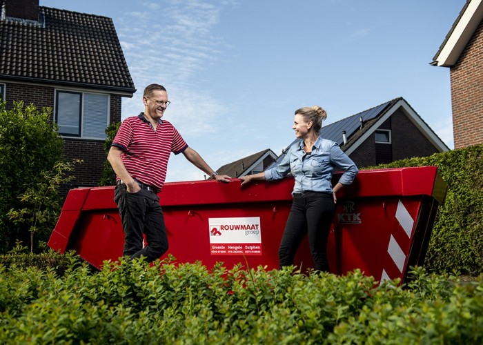 medewerker jeroen afval afzetcontainer particulieren rouwmaat