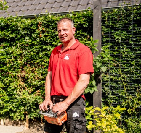 medewerker raymond chauffeur rouwmaat
