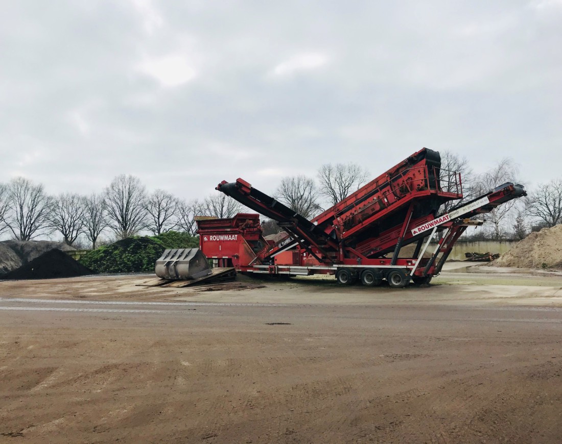 recycling mobiele menger Rouwmaat