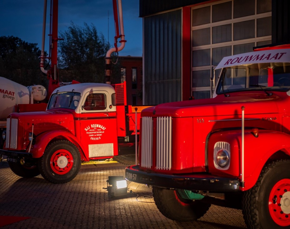 oude vrachtwagen jubileum rouwmaat achterhoek
