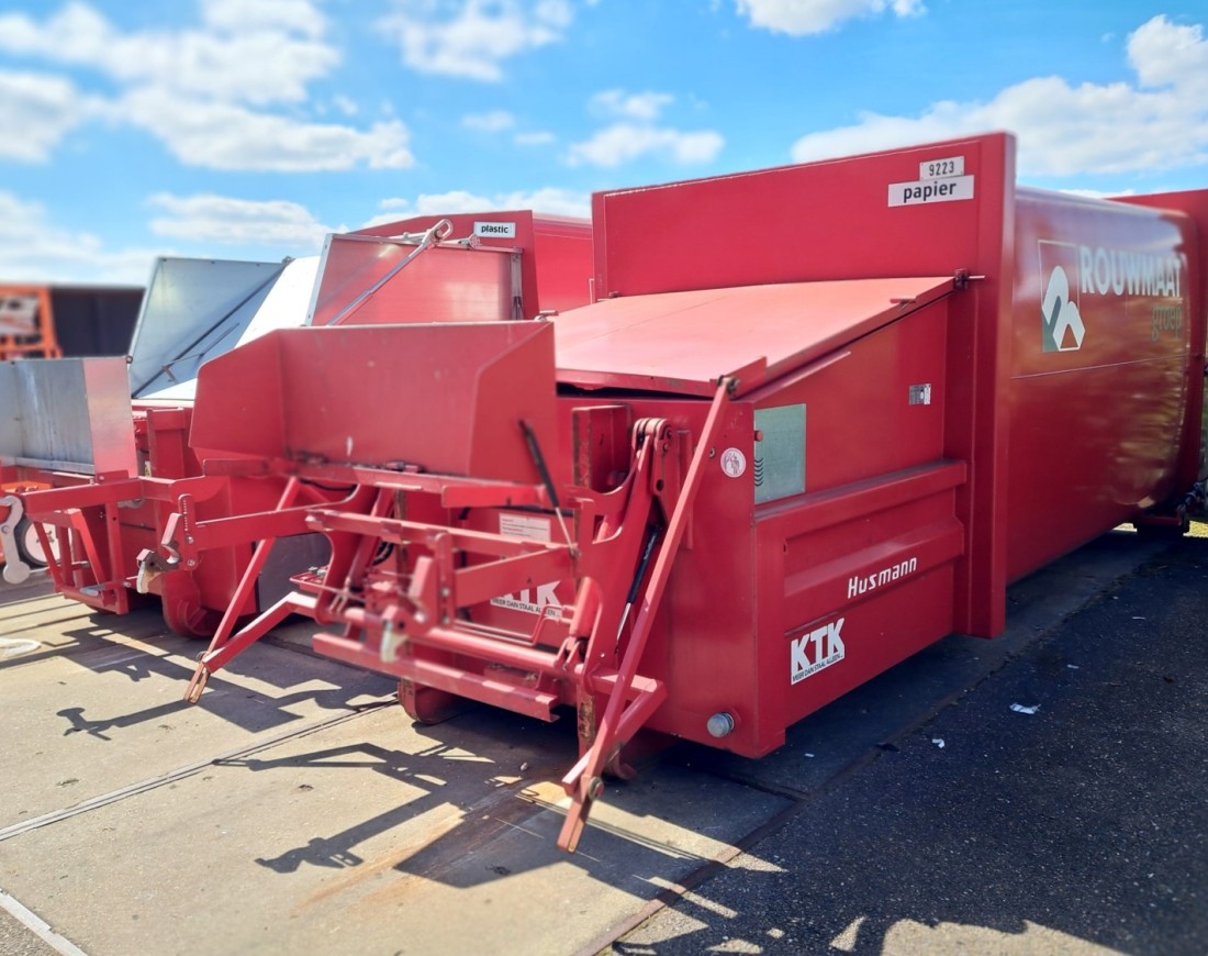 pers container plastic papier benchmark electronics almelo rouwmaat afval bedrijfsafval 1