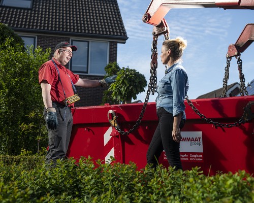 Rouwmaat bezorgen container NCH Chauffeur Marc