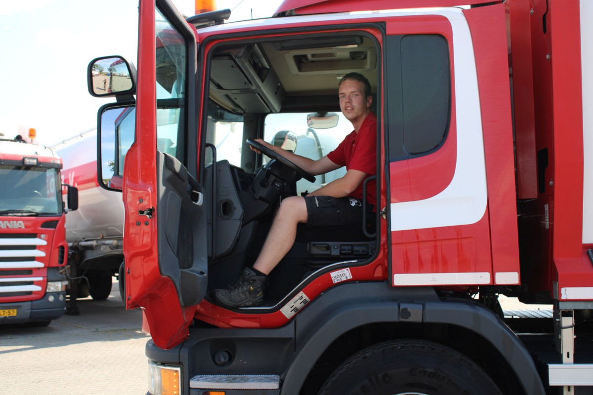 afval transport medewerker Roel Goldewijk Rouwmaat Groenlo Achterhoek