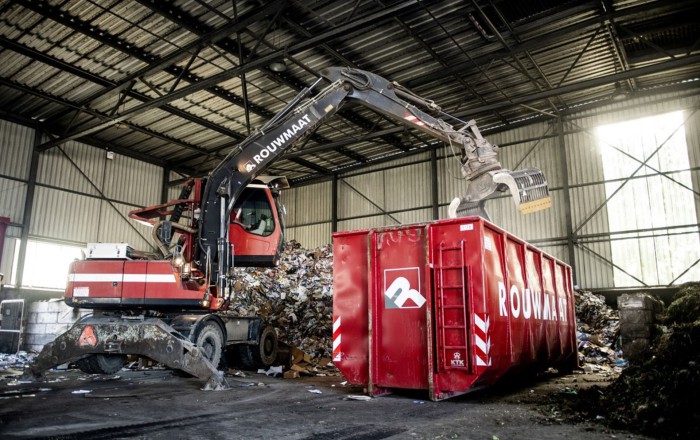 afval 40 kuub container grijper recycling Rouwmaat
