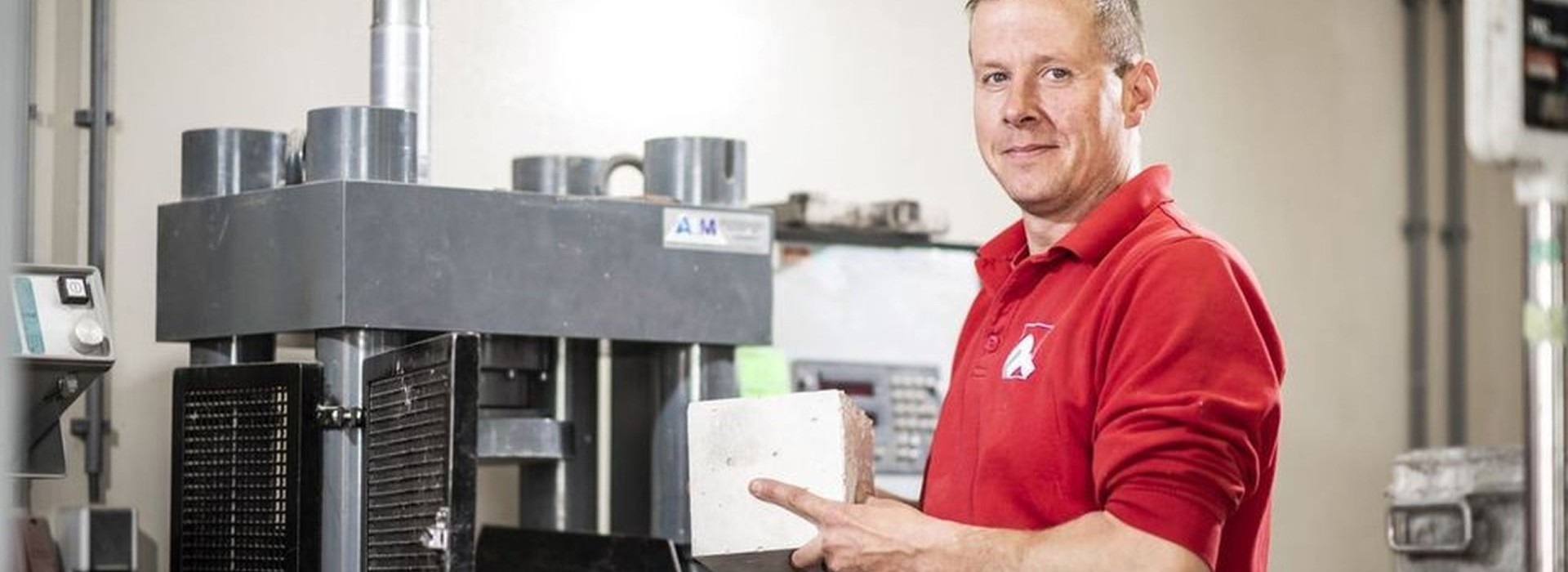 medewerker Ralf Ribbers betontechnoloog Rouwmaat Groenlo Achterhoek