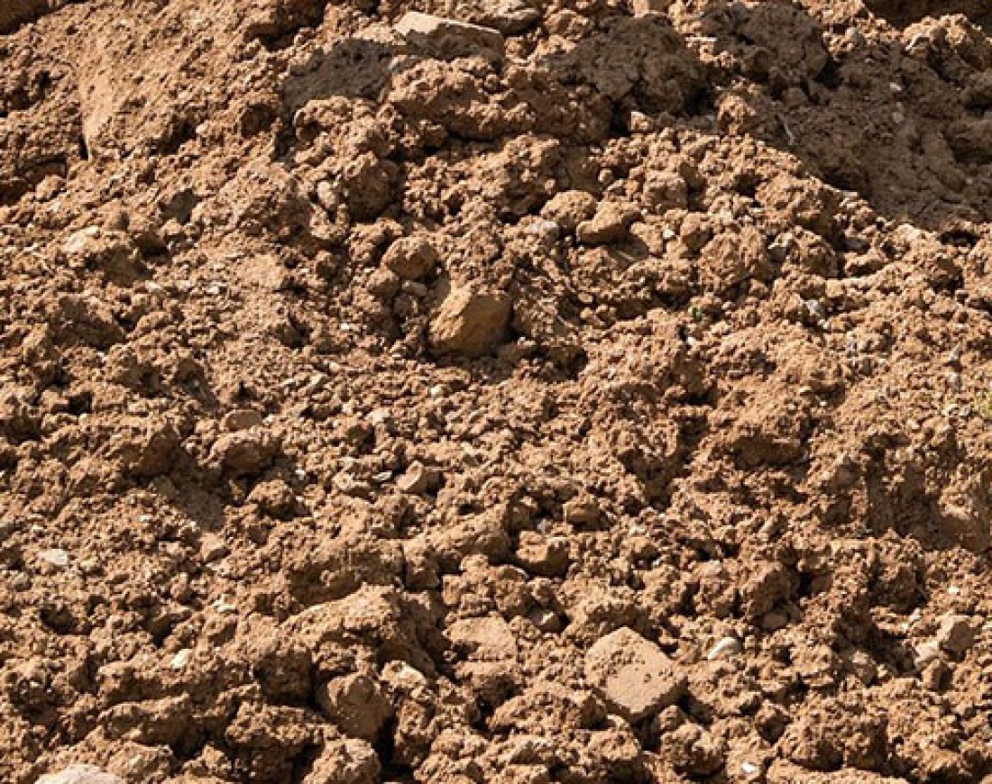 schone grond afval container rouwmaat